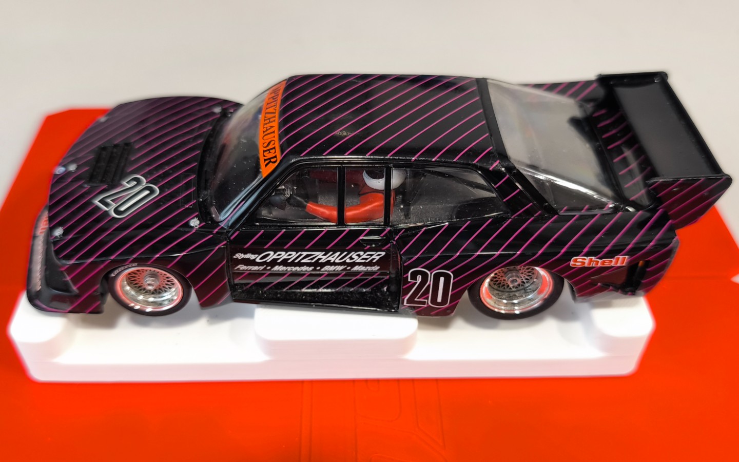 Carrera BMW 320 Turbo